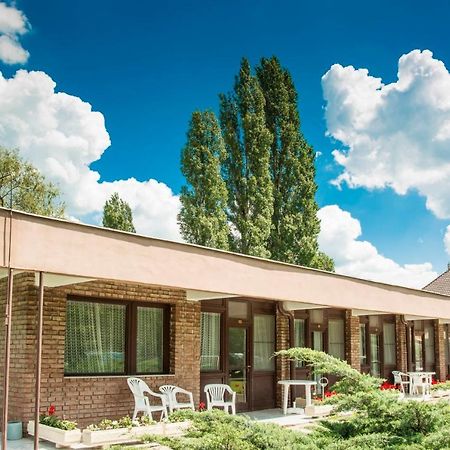 Hotel Hethland Zamárdi VSZ Üdülő Esterno foto