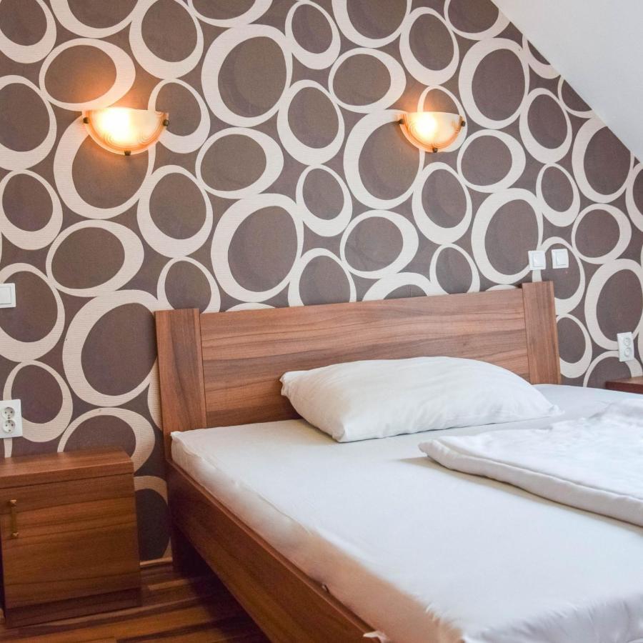Hotel Hethland Zamárdi VSZ Üdülő Esterno foto