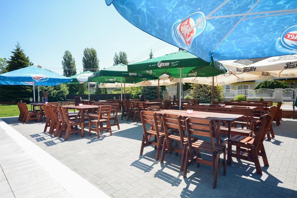 Hotel Hethland Zamárdi VSZ Üdülő Esterno foto