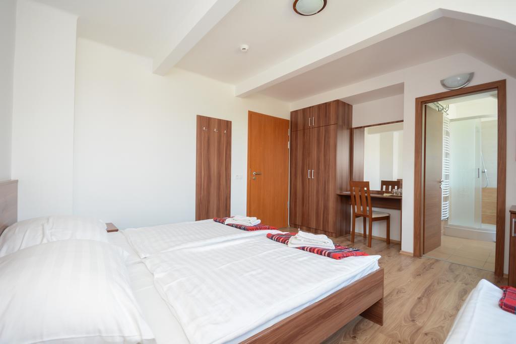 Hotel Hethland Zamárdi VSZ Üdülő Esterno foto